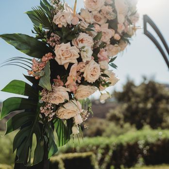 By Design Florals - Floral Designers Near Me