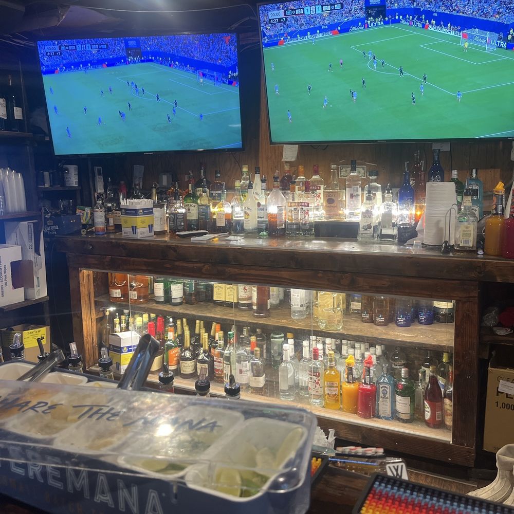 Jeremy's Ale House - Bar - Seafood Near Me - Freeport, New York Jeremy's Ale House - Bar - Seafood Near Me - Freeport, New York