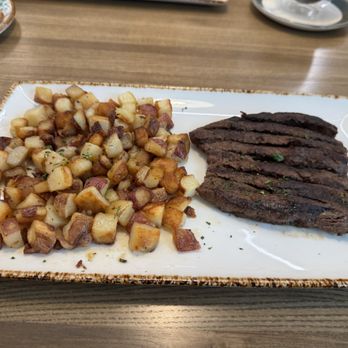 Brunch City Cafe - Breakfast & Brunch Near Me - Des Plaines, Illinois