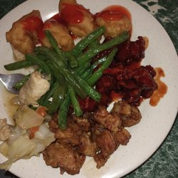 Happy China - Buffet at it's best!