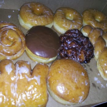 Express Donuts - Hidden Gem... Best donuts I have had for a while. bye bye duncun donuts, and krispy kream. - Coffee & Tea Near Me - Goodyear, Arizona