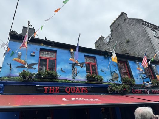 The Quays Bar and Restaurant by null