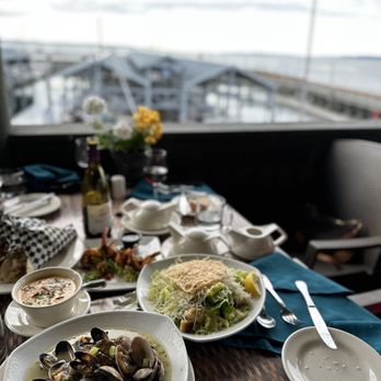 Arnies Restaurant Edmonds - Steamed Manila Clams and Salad Ceasar - Seafood Near Me - Edmonds, Washington Arnies Restaurant Edmonds - Steamed Manila Clams and Salad Ceasar - Seafood Near Me - Edmonds, Washington