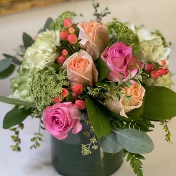 The Flower Basket - Florists Near Me - Aurora, Illinois The Flower Basket - Florists Near Me - Aurora, Illinois