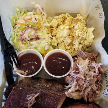 Smokin Bones BBQ - Coleslaw, potato salad, cornbread, pulled pork, turkey, ribs, brisket. - Pizza Near Me - Bountiful, Utah Smokin Bones BBQ - Coleslaw, potato salad, cornbread, pulled pork, turkey, ribs, brisket. - Pizza Near Me - Bountiful, Utah