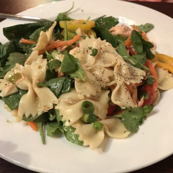 Full Circle Eatery - Spinach Salmon pasta salad - New American Near Me - Jacksonville, Florida Full Circle Eatery - Spinach Salmon pasta salad - New American Near Me - Jacksonville, Florida