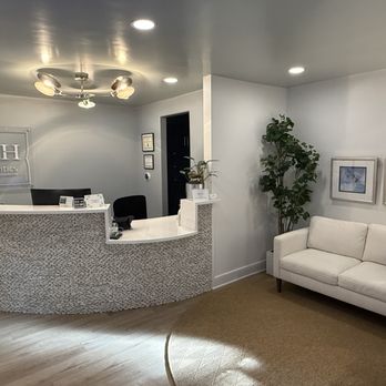 HH Hancock III Root Canal Endodontist - Reception area - Endodontists Near Me - Raleigh, North Carolina HH Hancock III Root Canal Endodontist - Reception area - Endodontists Near Me - Raleigh, North Carolina