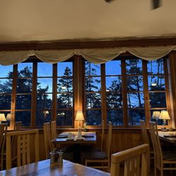 Window seating with view of the Big River