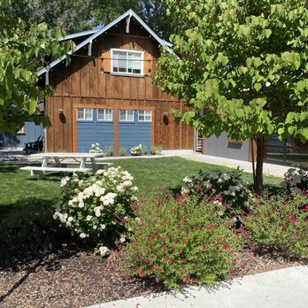 Eastside Guesthouse & Bivy - Guest Houses Near Me - Bishop, California Eastside Guesthouse & Bivy - Guest Houses Near Me - Bishop, California