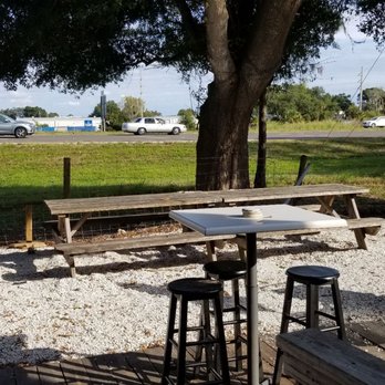 Big Top Brewing - Outside patio. - Breweries Near Me - Sarasota, Florida Big Top Brewing - Outside patio. - Breweries Near Me - Sarasota, Florida