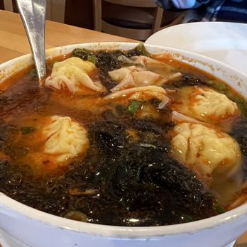 Nanjing Bistro - Wonton ( chicken and shrimp ) alternative from pork, dry seaweed added more umami - Chinese Near Me - Fairfax, Virginia