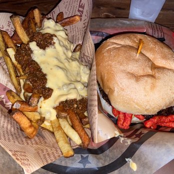 Hubcap Grill - Chili Cheese Fries & Cheesy Cheeto-Burger - Burgers Near Me - Galveston, Texas Hubcap Grill - Chili Cheese Fries & Cheesy Cheeto-Burger - Burgers Near Me - Galveston, Texas