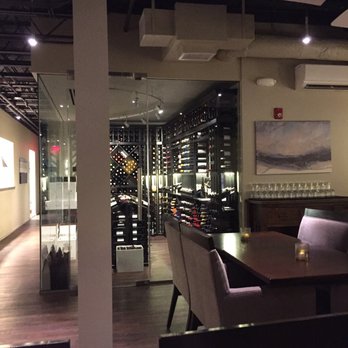 Echelon Wine Bar - Wine Bars Near Me - Leesburg, Virginia