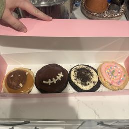 Twix, Dohble chocolate, Oreo, Birthday Cake Twix, Dohble chocolate, Oreo, Birthday Cake