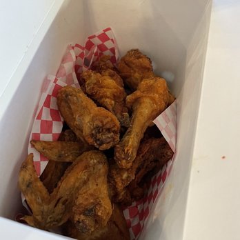 Gallucci's Pizzeria - Fried chicken - Pizza Near Me - Lincoln City, Oregon