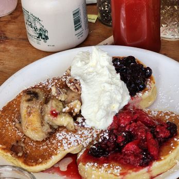 Bubby's Tribeca - Pancake flight - American Near Me - New York, New York