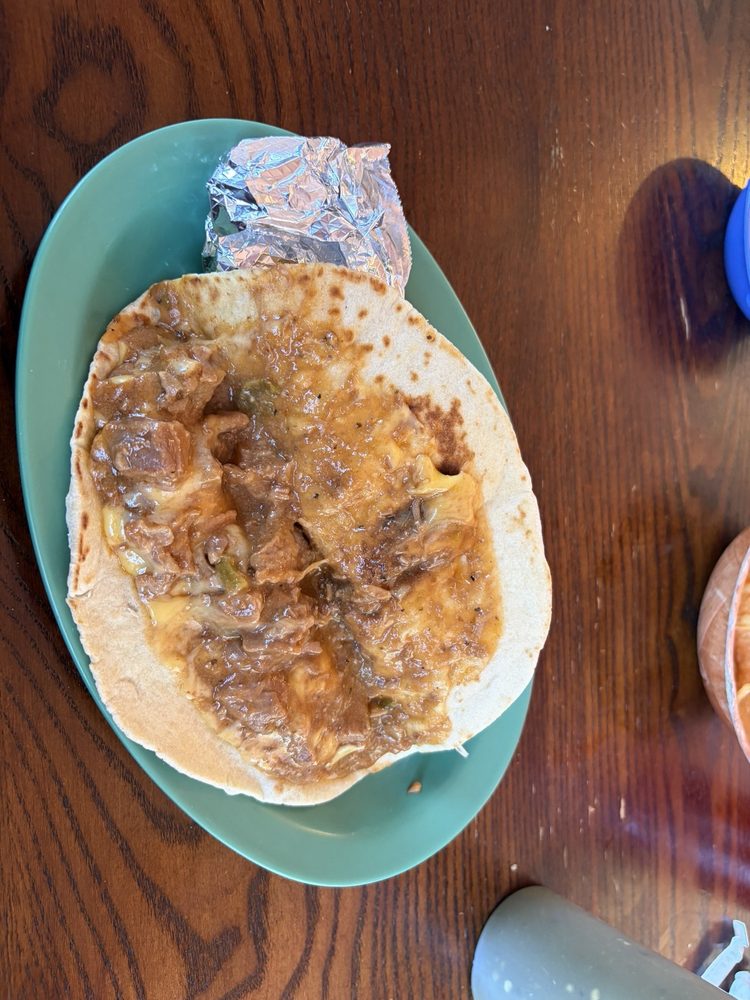 Roy's Taco Hut
