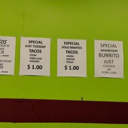 Mi Tierra Caliente - Specials