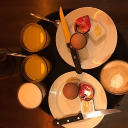 Buongiuorno Espressobar - Breakfast menú sin las croissant