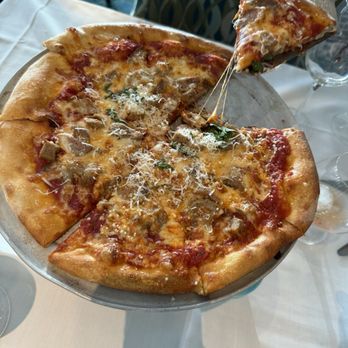 SeaGuini - Opal Sands Resort - Tuscan Pizza - New American Near Me - Clearwater, Florida