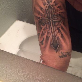 Side Show Tattoo & Piercing - Tattoo Near Me - Los Angeles, California
