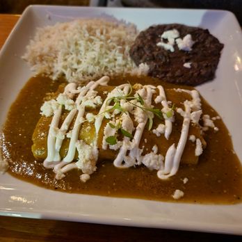 Gabbi's Mexican Kitchen - Enchiladas with jidori chicken that just is super soft and yummy!!! - Mexican Near Me - Orange, California Gabbi's Mexican Kitchen - Enchiladas with jidori chicken that just is super soft and yummy!!! - Mexican Near Me - Orange, California