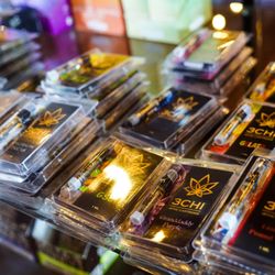 Planet Caravan Smoke Shop - Delta 8 and more!