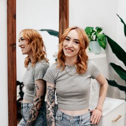 Mint Hair Collective - Ready for Red? 
Carly is you go to stylist for anything red, copper or gold!