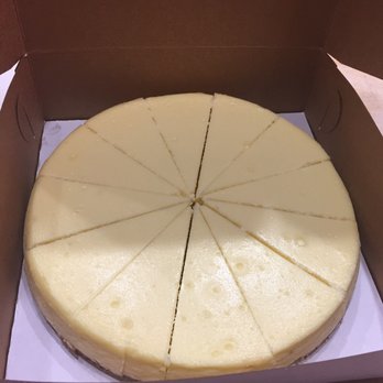 Sarge's Cheesecakes - Lemon cheesecake - Desserts Near Me