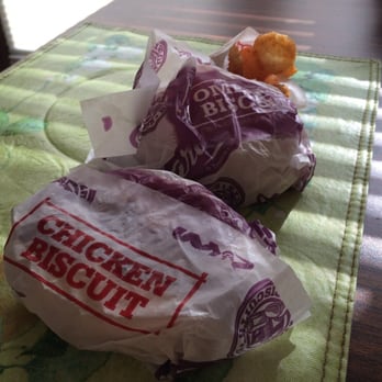Hardee's - Chicken Biscuits and Hash Browns - Fast Food Near Me - Portland, Tennessee