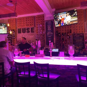 Muse @ the End - Bar view - New American Near Me - Montauk, New York Muse @ the End - Bar view - New American Near Me - Montauk, New York