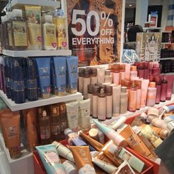 Bath & Body Works