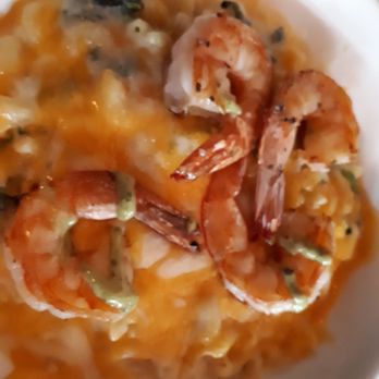 Corner Social - Mac and cheese with shrimp - New American Near Me - New York, New York Corner Social - Mac and cheese with shrimp - New American Near Me - New York, New York