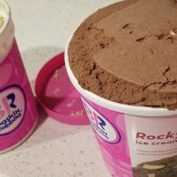 2 quarts of Ice Cream