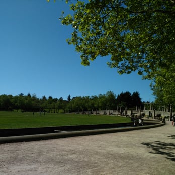 Bellevue Downtown Park - Parks Near Me - Bellevue, Washington
