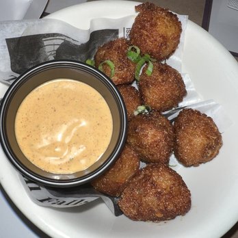 Claw Daddy's - Crab cakes fritters - Cajun/Creole Near Me - Brooklyn, New York