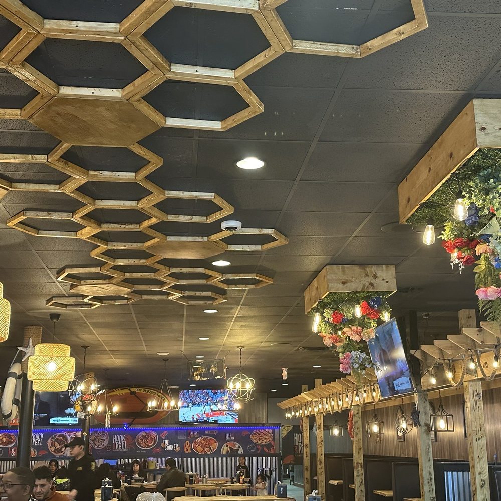 Kinya Ramen - Inside - Sushi Bars Near Me - Southgate, Michigan Kinya Ramen - Inside - Sushi Bars Near Me - Southgate, Michigan