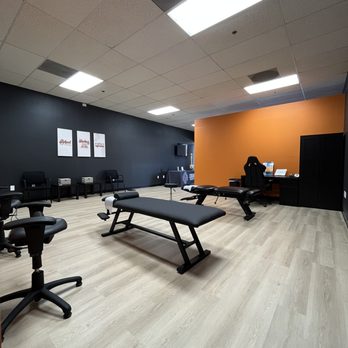 Crunch Chiropractic - Chiropractors Near Me - Riverside, California Crunch Chiropractic - Chiropractors Near Me - Riverside, California