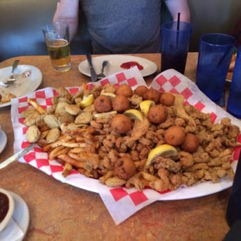 Razzoo's Cajun Cafe - Cajun/Creole Near Me - Fort Worth, Texas