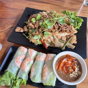 Pho This Way - Stirfry noodle with beef and spring roll - Vietnamese Near Me - San Jose, California Pho This Way - Stirfry noodle with beef and spring roll - Vietnamese Near Me - San Jose, California