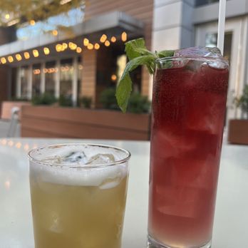 Beatrix - Pineapple Habanero Margarita and Pour Decisions - New American Near Me - Chicago, Illinois