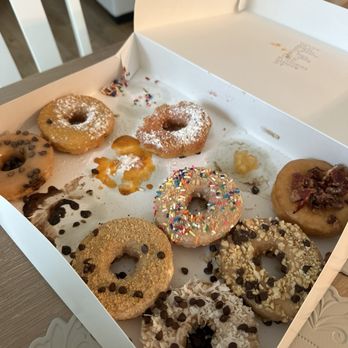 Daybreak Donuts - Donuts Near Me - Surf City, North Carolina Daybreak Donuts - Donuts Near Me - Surf City, North Carolina