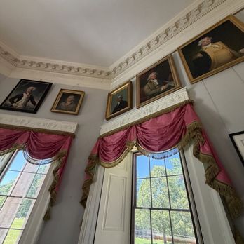 Thomas Jefferson's Monticello - Inside - Landmarks & Historical Buildings Near Me - Charlottesville, Virginia Thomas Jefferson's Monticello - Inside - Landmarks & Historical Buildings Near Me - Charlottesville, Virginia