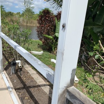 SRQ Pool Cage - Painters Near Me - Sarasota, Florida