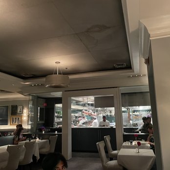 Charleston - Open air kitchen, great design. - New American Near Me - Baltimore, Maryland