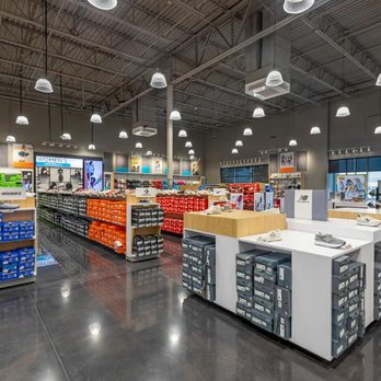 Off Broadway Shoe Warehouse - Shoe Stores Near Me - Westminster, Colorado