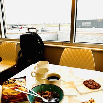 Escape Lounges - Airport Lounges Near Me - St. Paul, Minnesota Escape Lounges - Airport Lounges Near Me - St. Paul, Minnesota