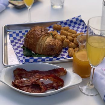 26 Beach Restaurant - Croissant Breakfast Sandwich - New American Near Me - Venice, California