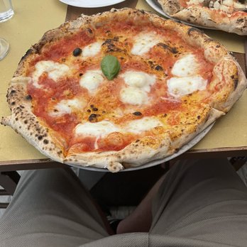 Pizzeria O' Vesuvio Firenze - Pizza Near Me - Florence, FI
