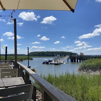 The Wyld Dock Bar - Outdoor vibes - New American Near Me - Savannah, Georgia The Wyld Dock Bar - Outdoor vibes - New American Near Me - Savannah, Georgia